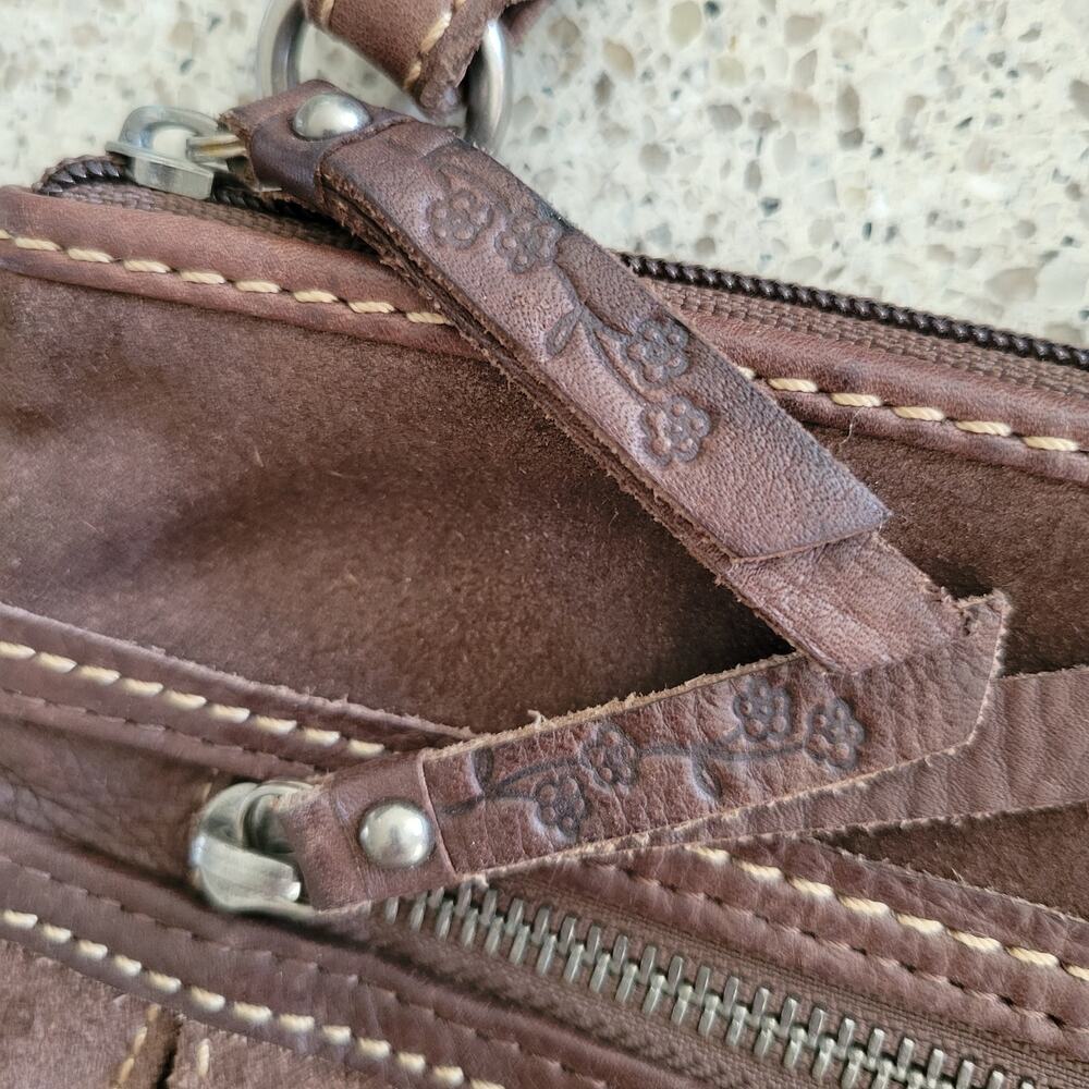 Fossil Brown Leather Suede Crossbody Bag Floral Stud Grommet Applique Full Zip - Picture 7 of 15